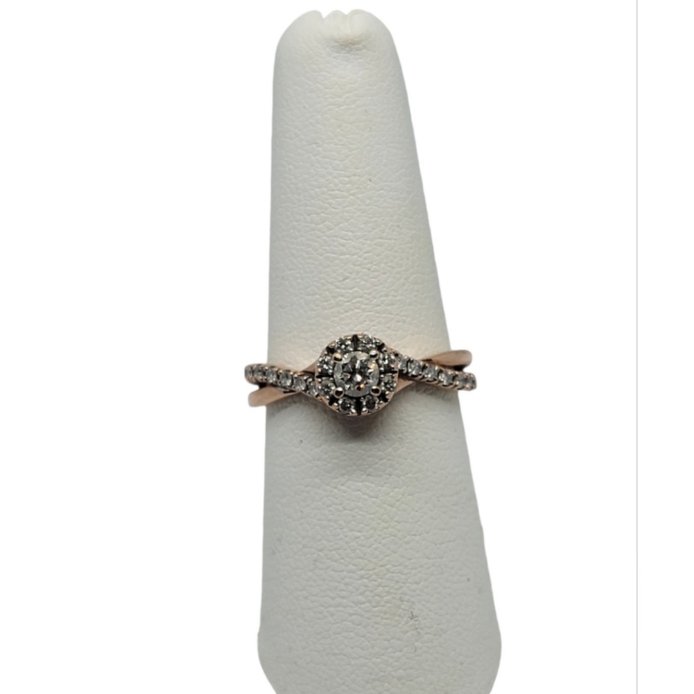 10k rose gold Engagement ring